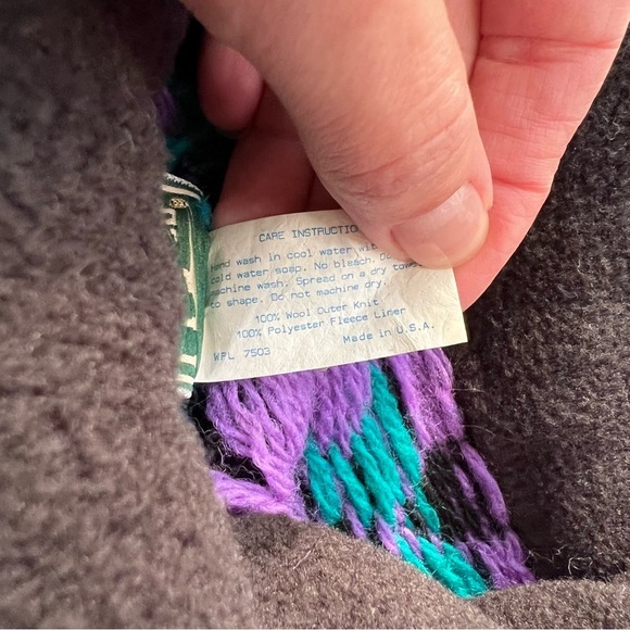 Vintage L.L. Bean 100% Wool Snowflake Knit Hat - Picture 6 of 6